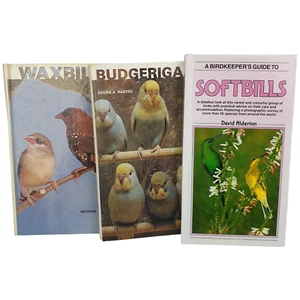 Vtg Softbills Waxbills Budgerigars Set 3 Bird Care Breeding 70s USA Small H/C Gd - Picture 1 of 17