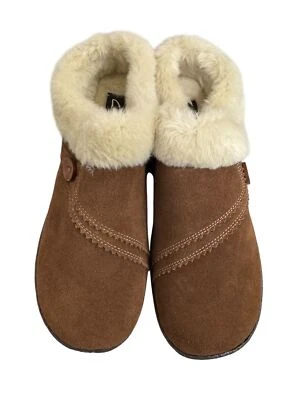 Tamanco feminino Clarks couro camurça pelúcia quente forro de pele sintética bronzeado tamanho 9 - Imagem 1 de 4