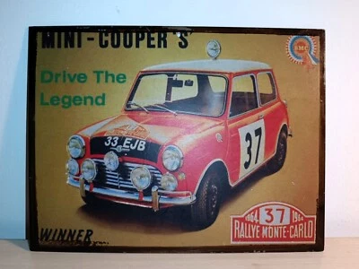Vintage Mini Cooper S numero 37 vincitrice del Rally di Montecarlo 1964 - Immagine 1 di 4