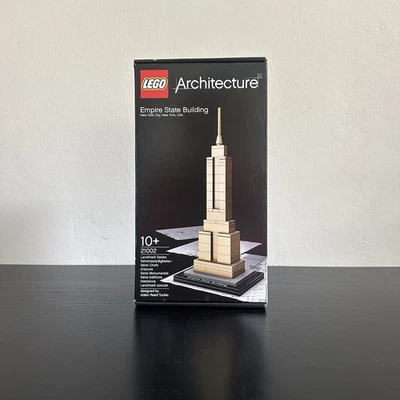 LEGO Architecture - Empire State Building (21002) - Image 1 of 3