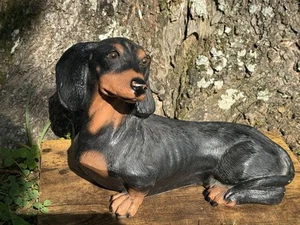 Vtg Homco #886 Plastic Dachshund Wiener Sausage Dog Sculpture Brown Black - Bild 1 von 8