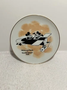 VTG Walt Disney Mickey & Minnie In Plane Crazy 1928 Souvenir Collectors Plate - Picture 1 of 13