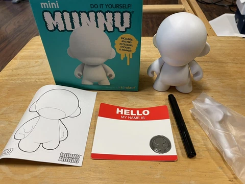 Kidrobot Mini Munny Do It Yourself Unused -CAK Cover