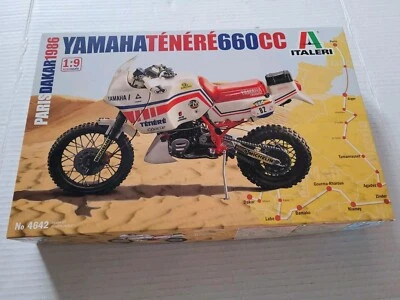 Italeri Model Kit Yamaha Motorcycle 660CC Paris Dakar - Image 1 of 4