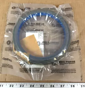 Detroit Diesel Front Crankshaft Seal 23518355 - Picture 1 of 7