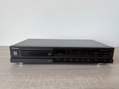 Vintage TECHNICS CD plyer Deck Model SL-P150 Made in Japan Tested - See Video - Image 1 of 4