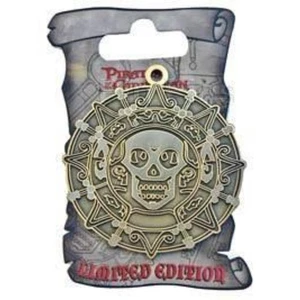 RARA Spilla Disney 48041 DSF Pirati dei Caraibi Medaglione Moneta LE 150 VHTF! - Foto 1 di 2
