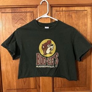 Buc-ees Tshirt Dark Green Crop Top Madisonville Tx Small Buc-ee’s Beaver Shirt - Picture 1 of 6