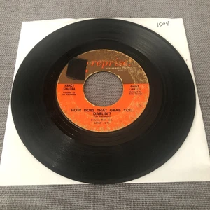Nancy Sinatra - How Does That Grab You Darlin 7" Vinyl 45 RPM 1966 Rock Funk - Picture 1 of 2