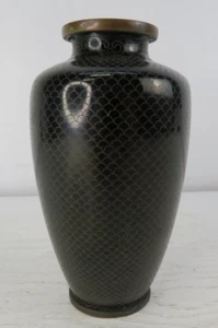 ANTIKE CHINESISCHE CLOISONNE SCHWARZE Messing VASE MIT SCHUPPEN & RUYIS ca. 1900 6" - Bild 1 von 6