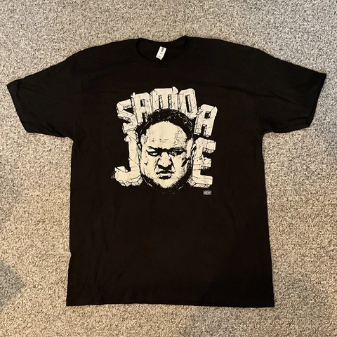 Samoa Joe AEW Crate (All Elite Wrestling) Black XL T-Shirt. New Without Tags Cover