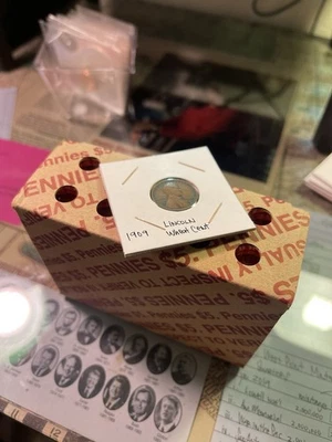 2025 Lincoln Cent 10 Roll Set 5 Philadelphia & 5 Denver + 1909 1st Lincoln (1A) - Image 1 of 3