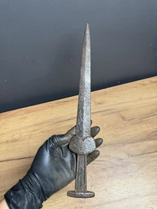Scythian Sword - Akinak with ornament on the handle  4th-3rd centuries BC. - Picture 1 of 10