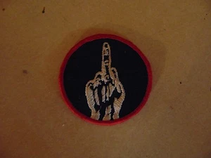 PATCH VINTAGE VERY OLD BUT NEVER SEWN THE MIDDLE FINGER RED WHITE AND BLUE - Picture 1 of 1