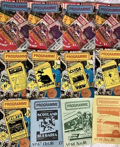 TODOS LOS 12 EJEMPLARES DEL PROGRAMA MENSUAL Y FÚTBOL COLECCIONABLES DESDE 1986 - Imagen 1 de 12