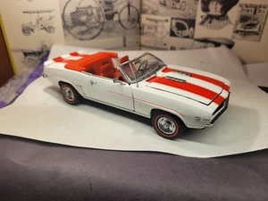 1:24 Danbury Mint 1969 Chevy Camaro SS Convertible Diecast - Bild 1 von 4