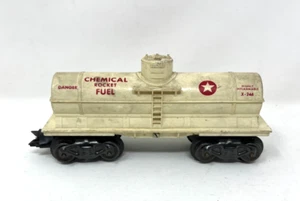 Marx X-246 Chemical Rocket Fuel Tank Car Red Letters O Gauge 4 Wheel PK Couplers - Picture 1 of 5