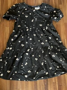 girls 100% cotton sundress Old Navy black with Daisy print size 10/12 - Picture 1 of 2