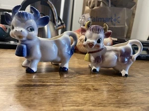 2 Vintage Cow Creamers 1 Blue And White 1 Purple & Multi Colors Very Cute! MCM - Picture 1 of 6