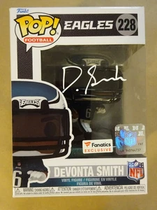 Signed DeVonta Smith Autographed Philadelphia Eagles Funko Pop Fanatics COA - Picture 1 of 13