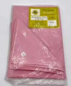 Vintage 70s SUNGLO Pink Tablecloth and 4-Napkins Set 52"x70" Rectangle NEW - Picture 1 of 5