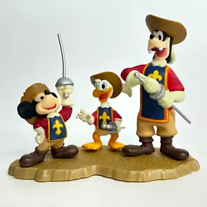 Disney Fantastic Gallery 3 Figuren Mickey Donald Goofy Die drei Musketiere Tomy - Bild 1 von 6