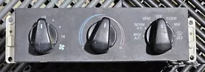 1992 - 1996 Ford F150 F250 Bronco Mustang A/C Heater Climate Control Unit OEM - Picture 1 of 2