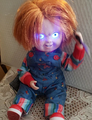 Talking Animated Chucky Doll SOLD OUT Party City Spirit Halloween Animatronic Cover