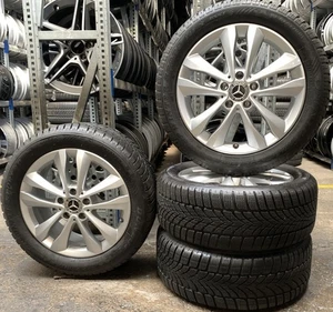 4 Orig Mercedes-Benz Winterräder 225/50 R17 94H C W205 S205 A2054018000 3181 - Picture 1 of 3
