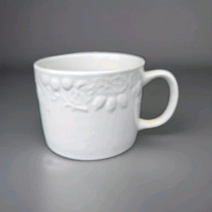 Gibson Designs Fruit Mug White - Picture 1 of 4