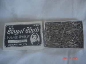 VOLLE BOX 1/2 Pfund Vintage ROYAL RUTH BANK / GERADE PINS Nr. 20 MADE in ENGLAND - Bild 1 von 7
