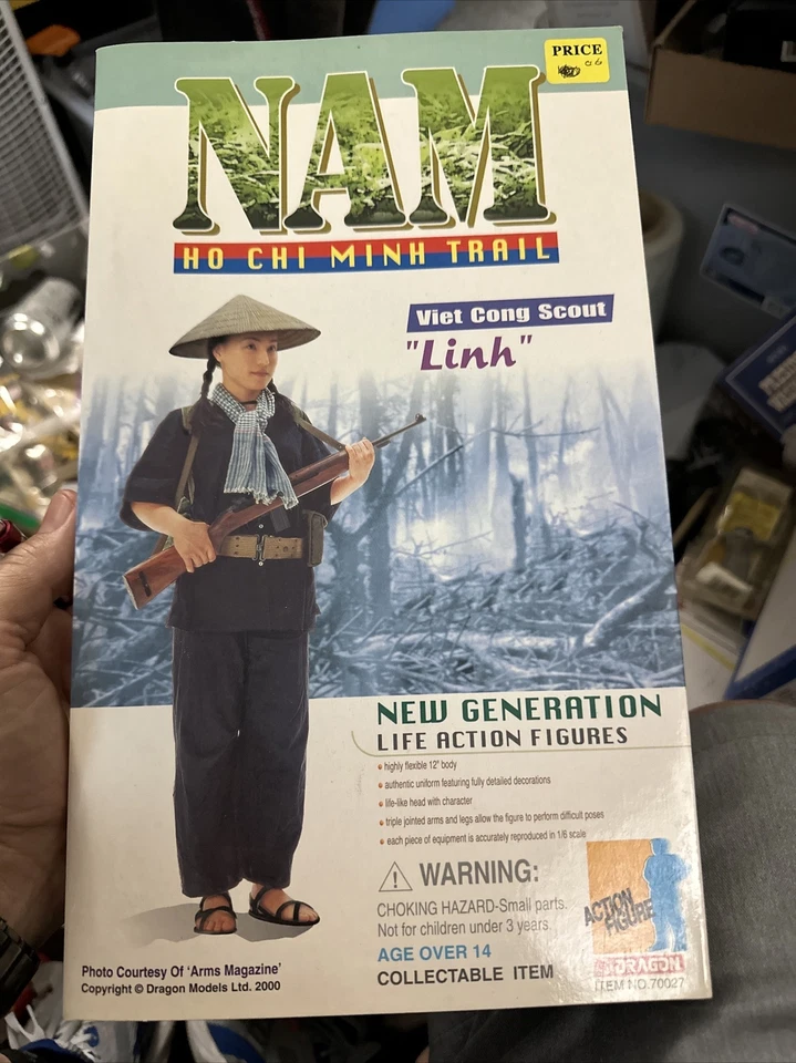 Dragon Action Figure Nam HO Chi Minh Trail "linh" Viet Cong Scout 70027