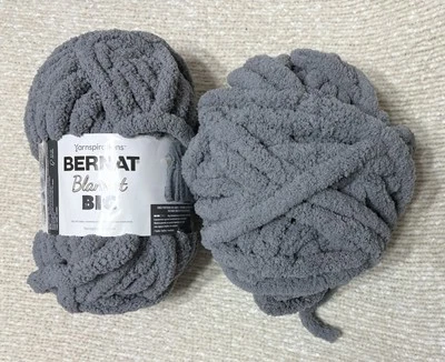 Manta Bernat hilo grande 10,5 oz madejas “51019 gris vapor” 161251 - 1 nueva, 1 abierta Foto 1 de 4