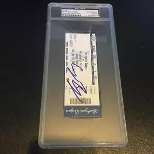 CODY BELLINGER SIGNED 1ST CAREER HOMERUN GAME AUTHENTIC TICKET SLABBED PSA/DNA - Picture 1 of 6