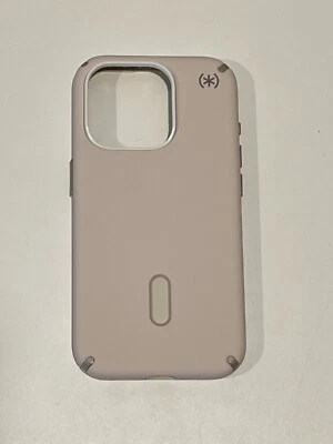 Funda Speck Presidio2 Pro MagSafe ClickLock iPhone 15 Pro - Hueso Blanqueado USADA Foto 1 de 2