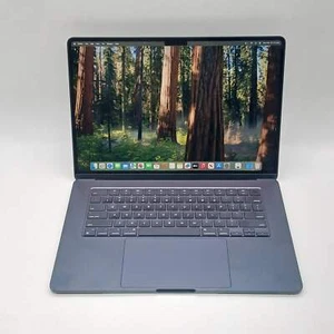 2023 Apple MacBook Air 15,3" M3 8C GPU 4,0GHz 8GB RAM 256GB SSD A3114 - Bild 1 von 17