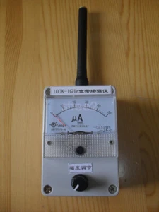 New 100K-1000MHz Field Strength Indicator Meter RF Signal Level Meter + Antenna - Picture 1 of 5