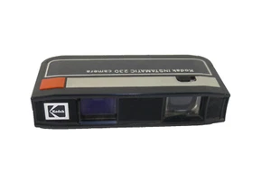 Vintage Kamera Kodak Instamatic 230  Pocketfilm 110 Sucherkamera (24) - Bild 1 von 3