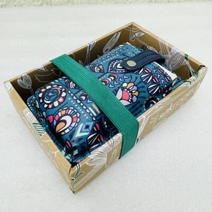 NWOT‼ SAKROOTS Artist Circle Teal Dream Song 3:1 Smartphone Wristlet #108900 - Picture 1 of 10