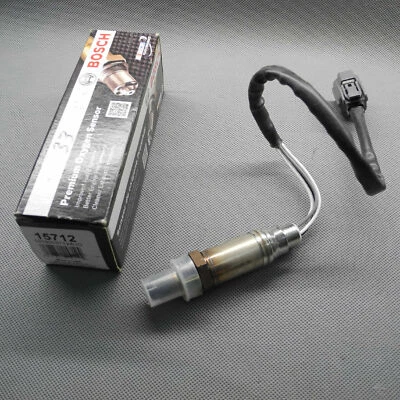 Bosch OEM Oxygen O2 Sensor 15712 for 1990-1993 Honda Accord 2.2L - Image 1 of 4