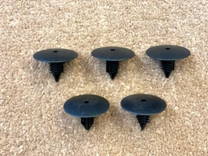 MINI RIVESTIMENTO CORPO PORTA IN ABETE TETTO PARAURTI CLIP TIPO PUSH - Foto 1 di 13