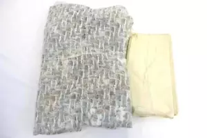 Set of 4 Beige Napkins & Sage Green Checkered Tablecloth, Good Condition - Picture 1 of 5