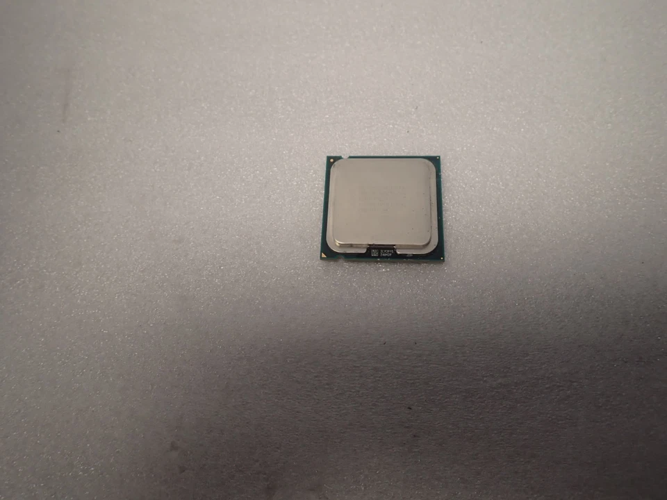 Intel Core 2 Duo E8500 SLB9K 3.16GHz LGA775 6MB Wolfdale 45nm Processor 65W - Image 1 of 1