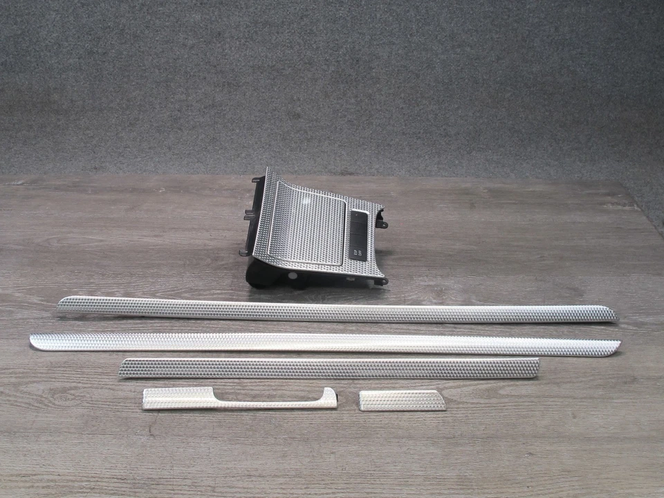 VW GOLF R32 MK5 2008 2 puertas tablero centro cenicero puerta interior moldura conjunto OEM Foto 1 de 4