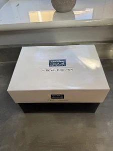 Walt Disney Showcase Collection Sleeping Beauty By Royal Doulton Brand New - Picture 1 of 11