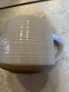 1 Better Homes and Gardens ABBOTT Ribbed Speckled Stoneware Mug Cup 18 oz - Picture 1 of 3
