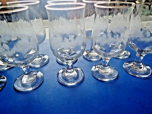 VINTAGE Lot of 10 Wine / Water Glasses Etched With Gold Accents - Picture 1 of 8