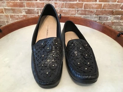 Isaac Mizrahi Cuero Negro Apliques Florales Hope Mocasines Planos 9 NUEVO Foto 1 de 3