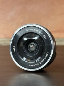 **GUASTO** Obiettivo Sony 3.5-5.6/16-50 OSS Optical Steady Shot SELP1650 - Foto 1 di 10