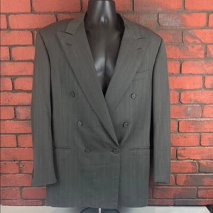 Ermenegildo Zegna Men’s Gray Double-Breasted Blazer — Italian Wool, Classic Fit - Picture 1 of 10